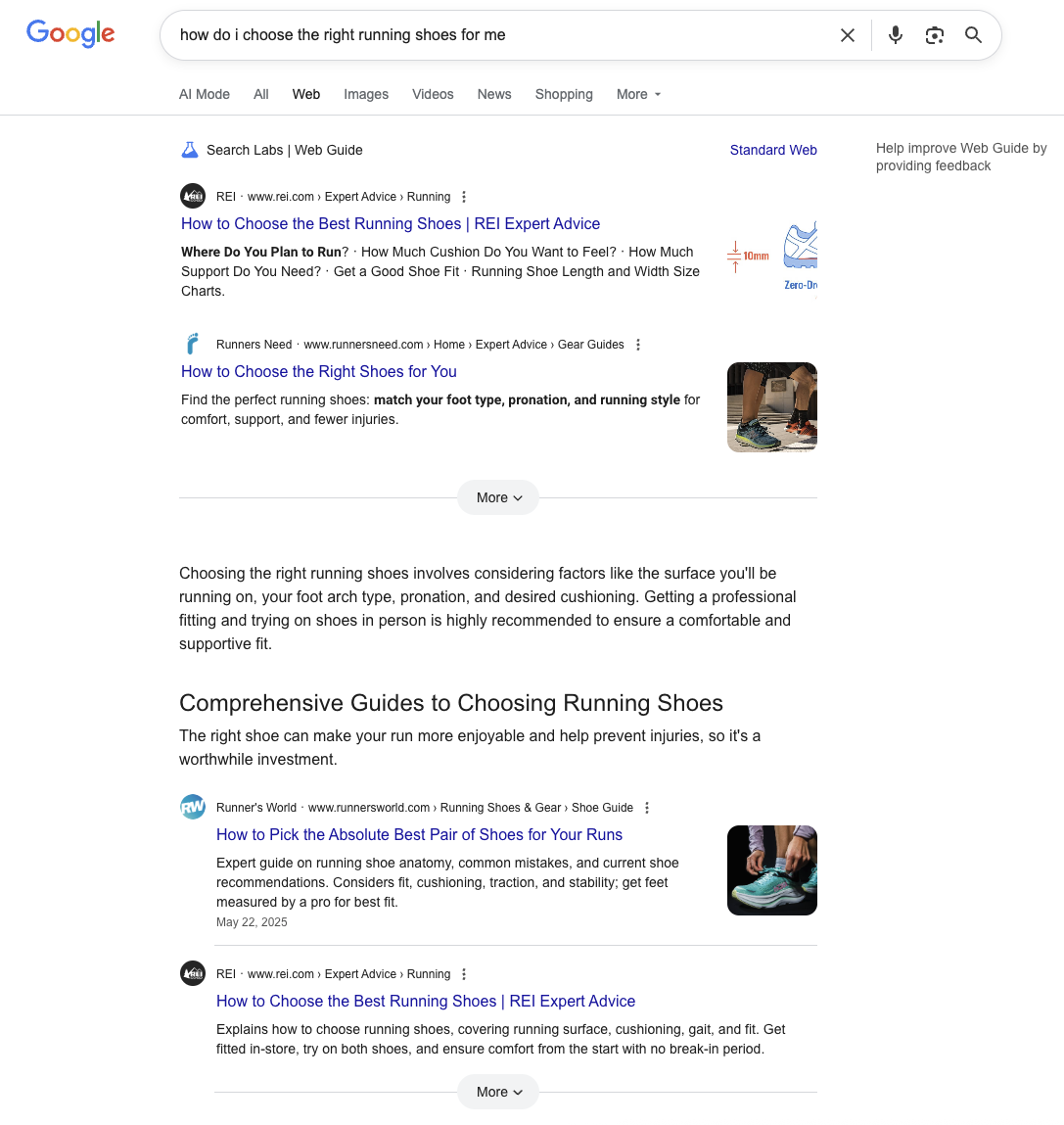 Google-Suchergebnis im Web-Guide-Layout zur Frage nach passenden Laufschuhen, mit gruppierten Links, kurzer Einleitung und ‚More‘-Button.